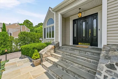 3160 Arbour Lane Yorktown Heights NY 10598
