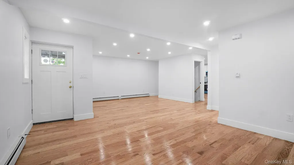 1616 Hammersley Avenue Bronx NY 10469