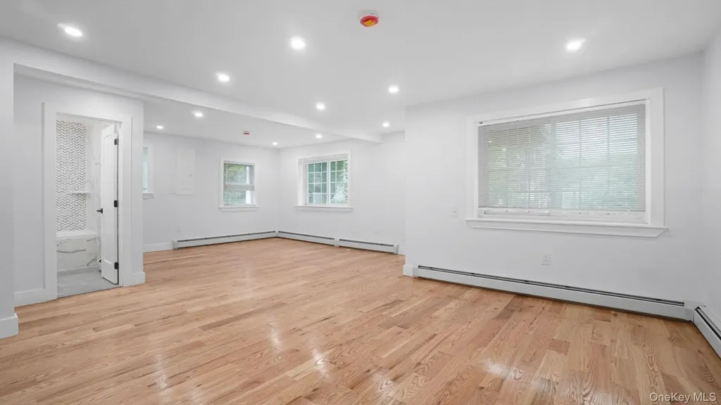 1616 Hammersley Avenue Bronx NY 10469