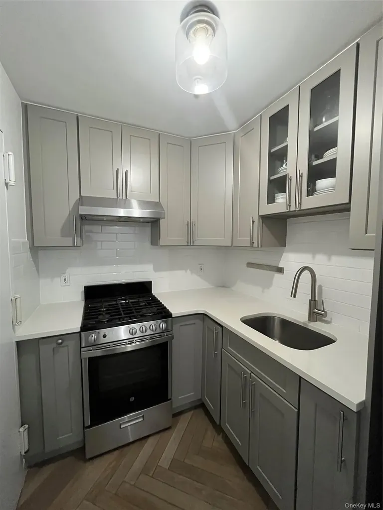 140-24 31st Drive Flushing NY 11354