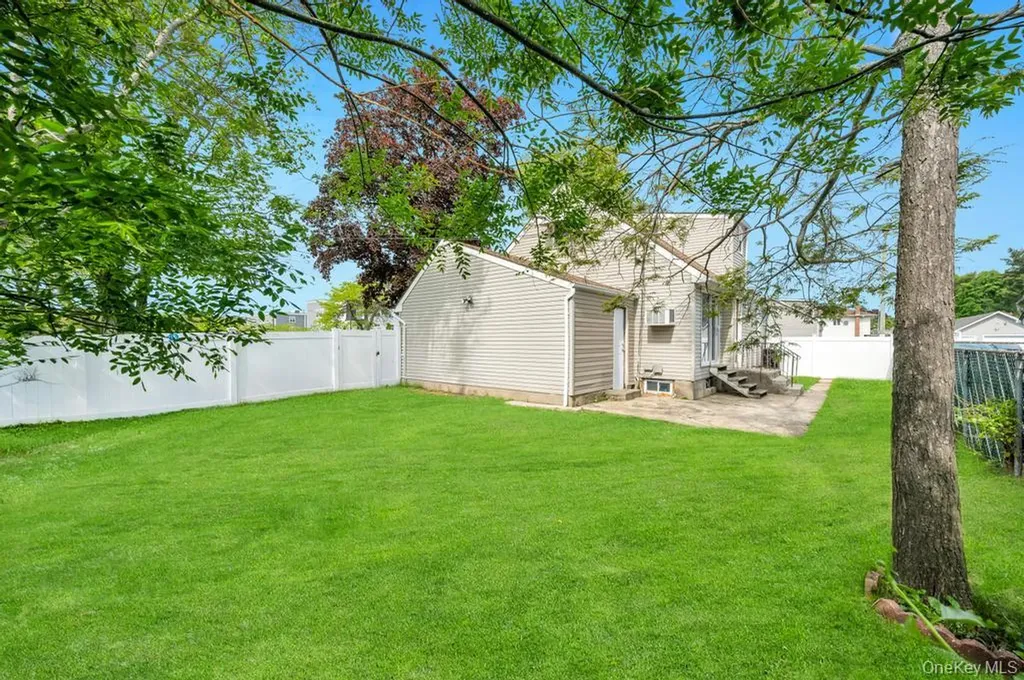 1050 Stewart Avenue Bethpage NY 11714