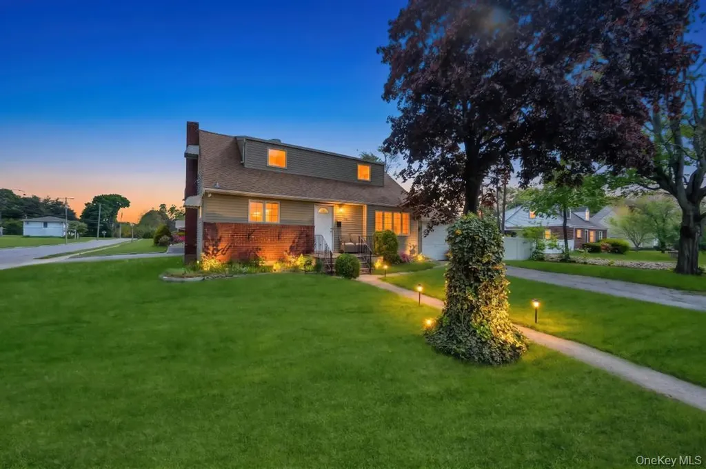 1050 Stewart Avenue Bethpage NY 11714