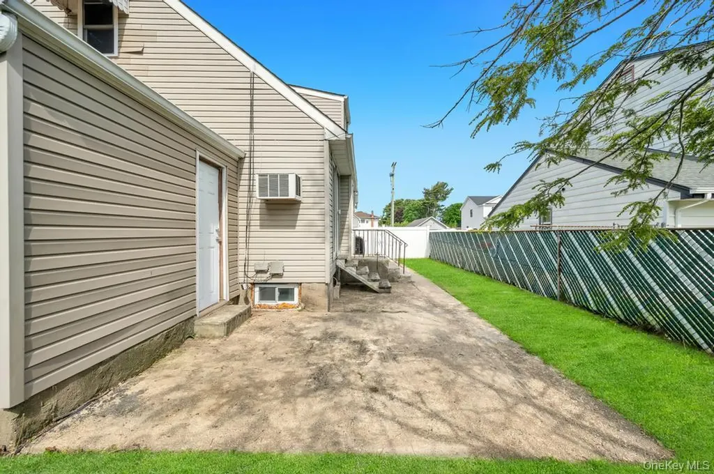 1050 Stewart Avenue Bethpage NY 11714