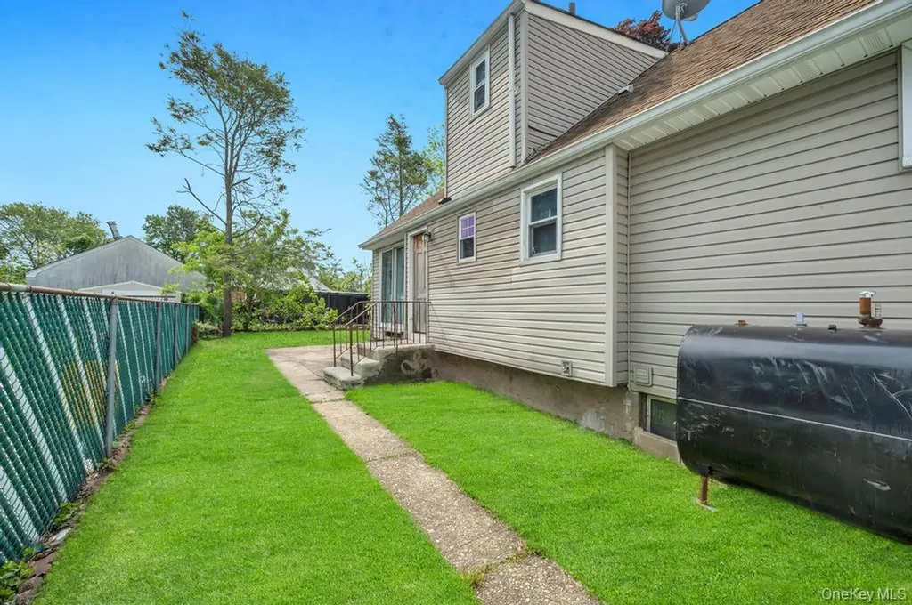 1050 Stewart Avenue Bethpage NY 11714