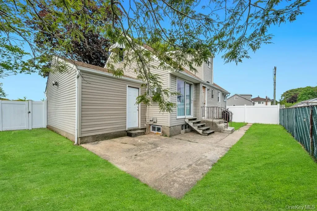 1050 Stewart Avenue Bethpage NY 11714