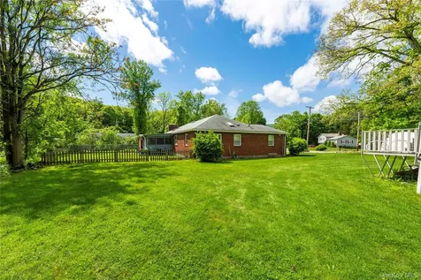 21 E Mountain Road S Cold Spring NY 10516