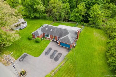 21 E Mountain Road S Cold Spring NY 10516