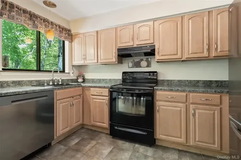 183 Laurel Ridge South Salem NY 10590