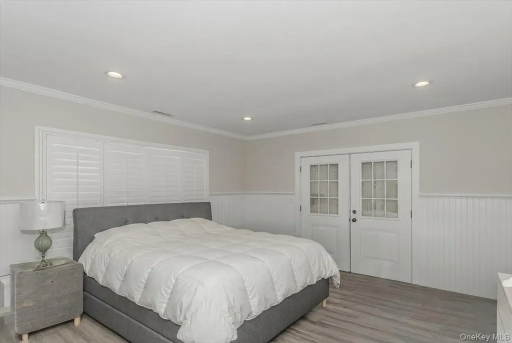15 Gardners Lane Hampton Bays NY 11946