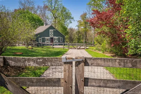 212 Hunt Lane North Salem NY 10560