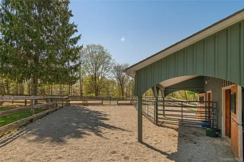 212 Hunt Lane North Salem NY 10560