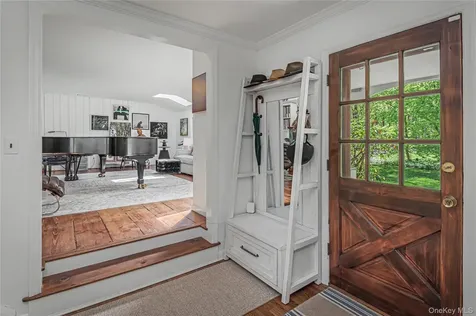 212 Hunt Lane North Salem NY 10560