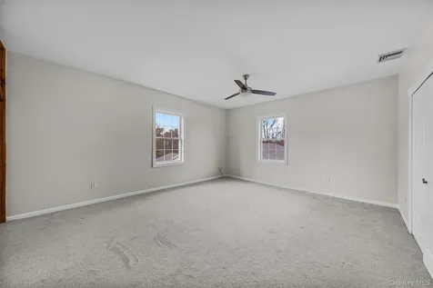 1-18 Willow Way Rhinebeck NY 12572
