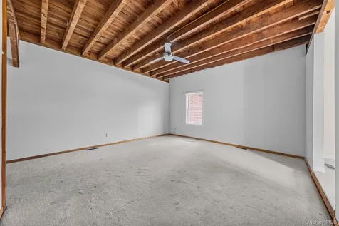 1-18 Willow Way Rhinebeck NY 12572