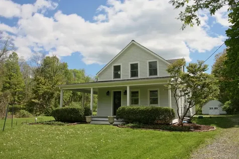 292 Mountain View Road Rhinebeck NY 12572