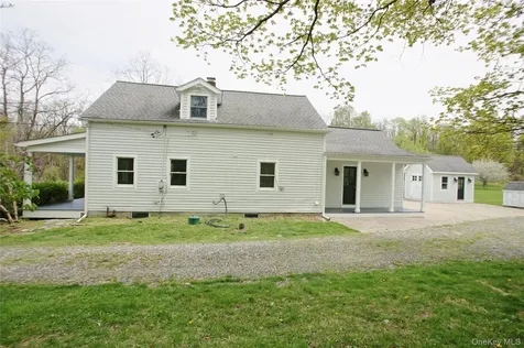 292 Mountain View Road Rhinebeck NY 12572