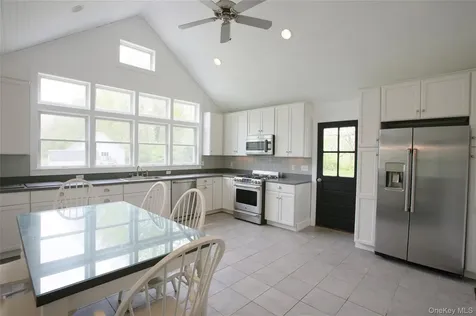 292 Mountain View Road Rhinebeck NY 12572