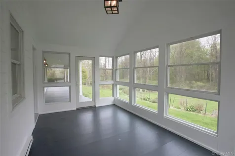 292 Mountain View Road Rhinebeck NY 12572