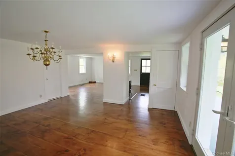 292 Mountain View Road Rhinebeck NY 12572