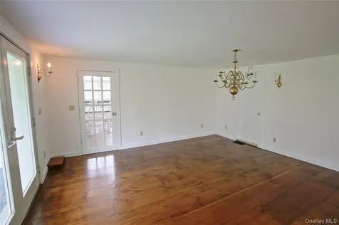 292 Mountain View Road Rhinebeck NY 12572