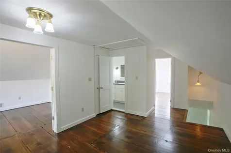 292 Mountain View Road Rhinebeck NY 12572