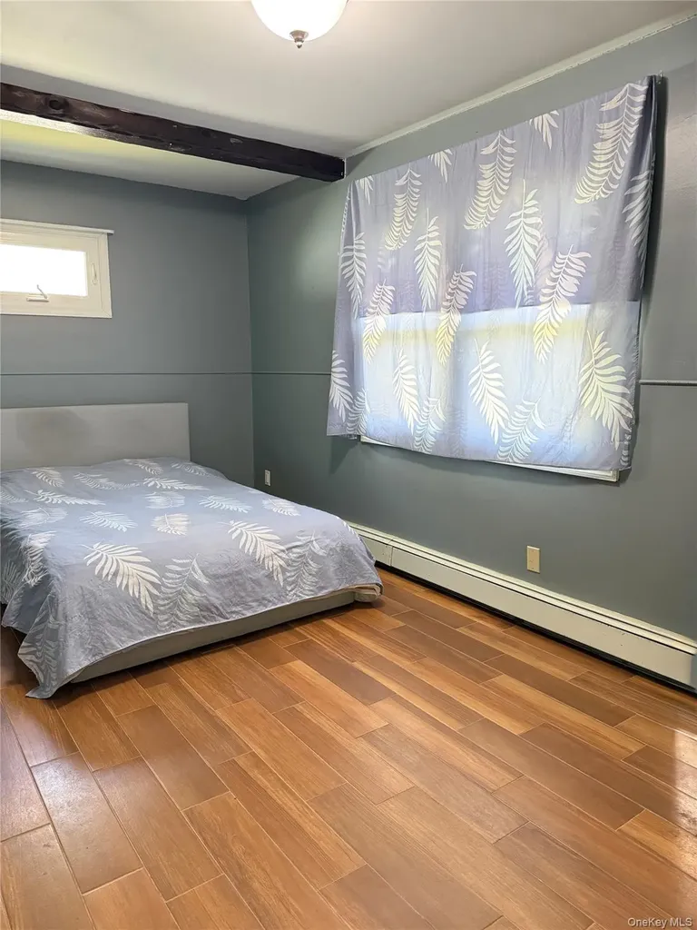 16 Greenway Circle Syosset NY 11791