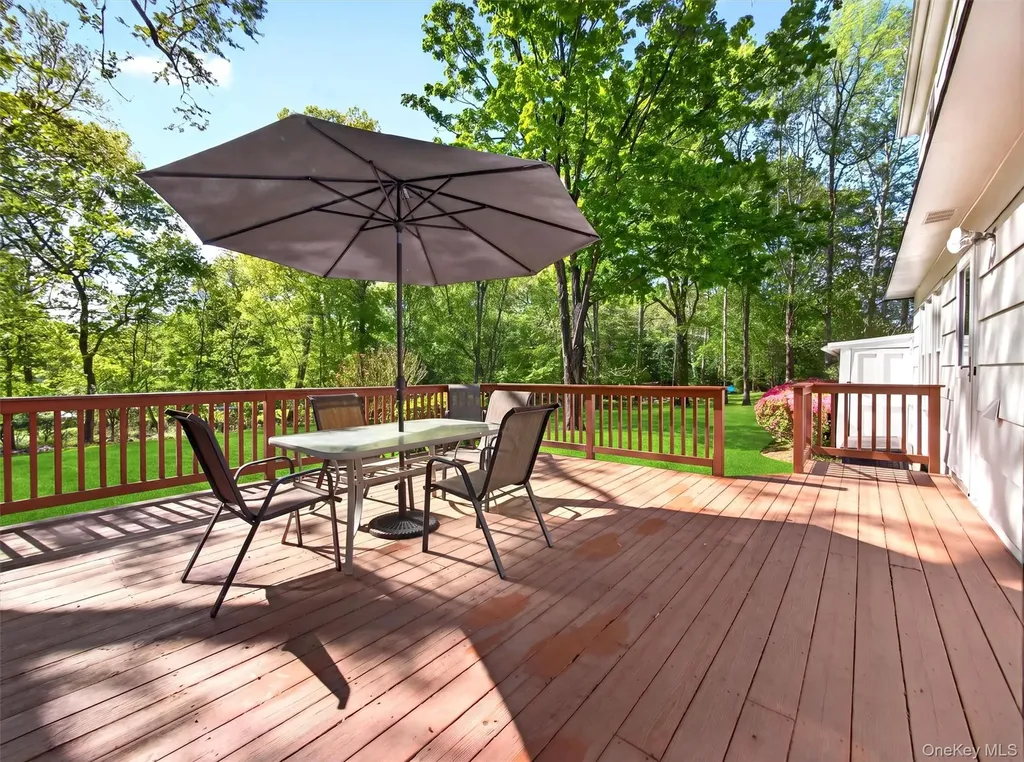 9 Woodthrush Drive West Nyack NY 10994