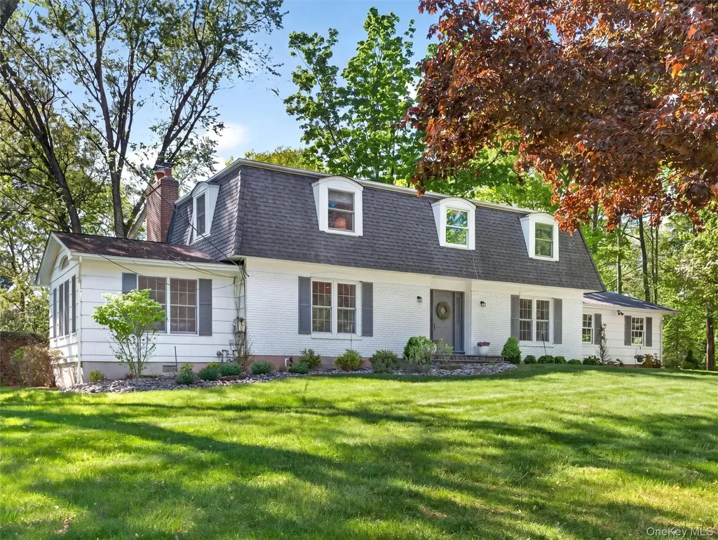 9 Woodthrush Drive West Nyack NY 10994