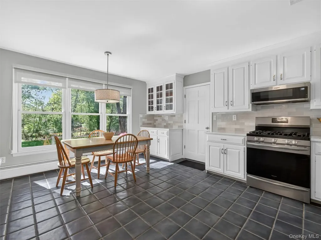 9 Woodthrush Drive West Nyack NY 10994
