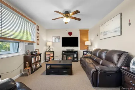 4 Channing Place Eastchester NY 10709