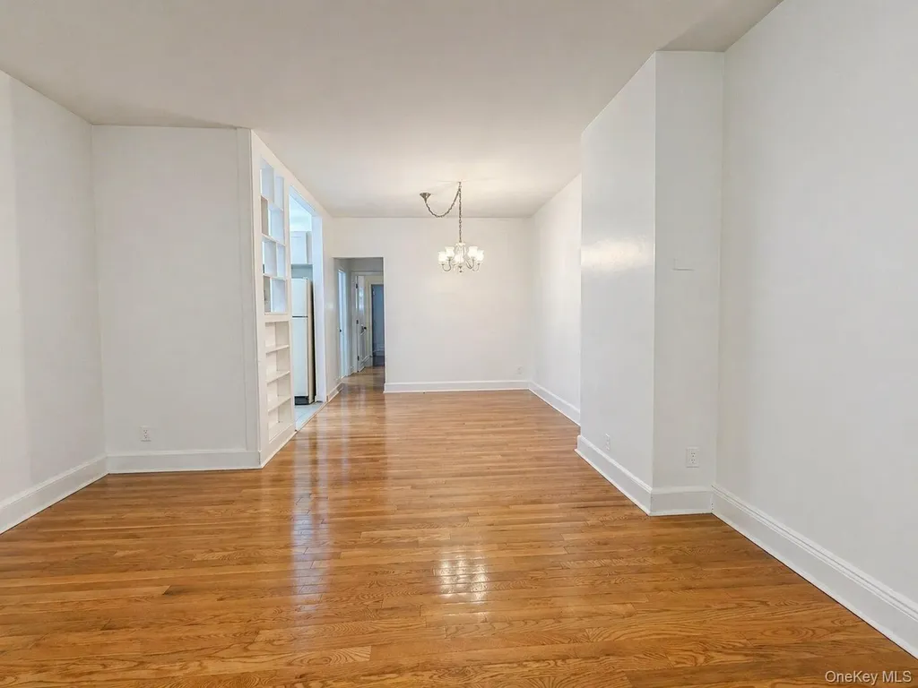 14717 15th Avenue Whitestone NY 11357