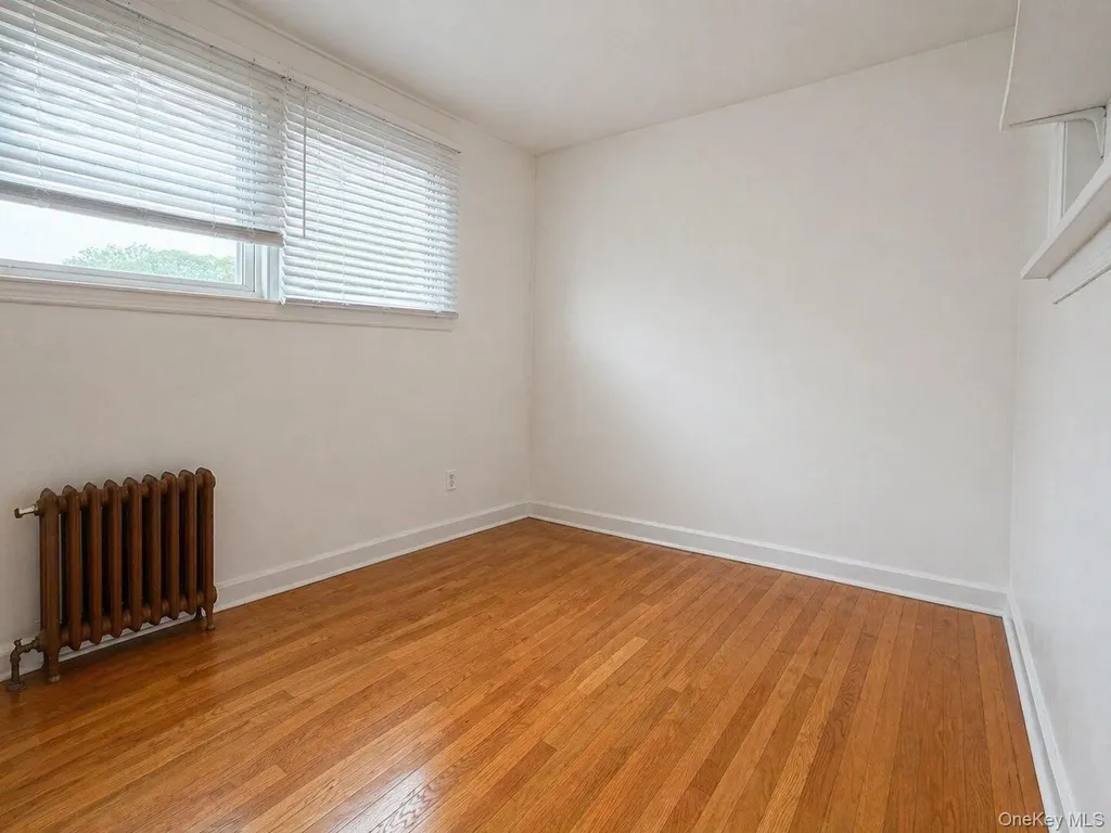 14717 15th Avenue Whitestone NY 11357