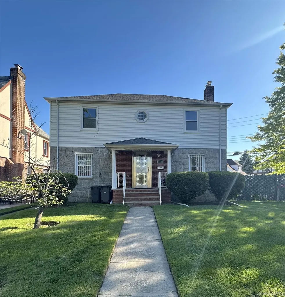 5143 Bell Boulevard Bayside NY 11364