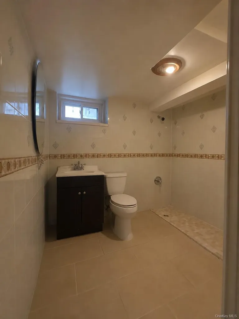 5143 Bell Boulevard Bayside NY 11364