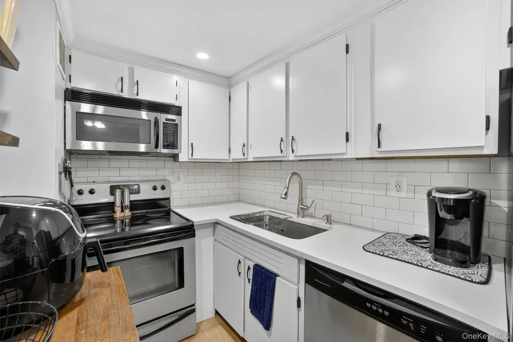 150 Overlook Avenue Peekskill NY 10566