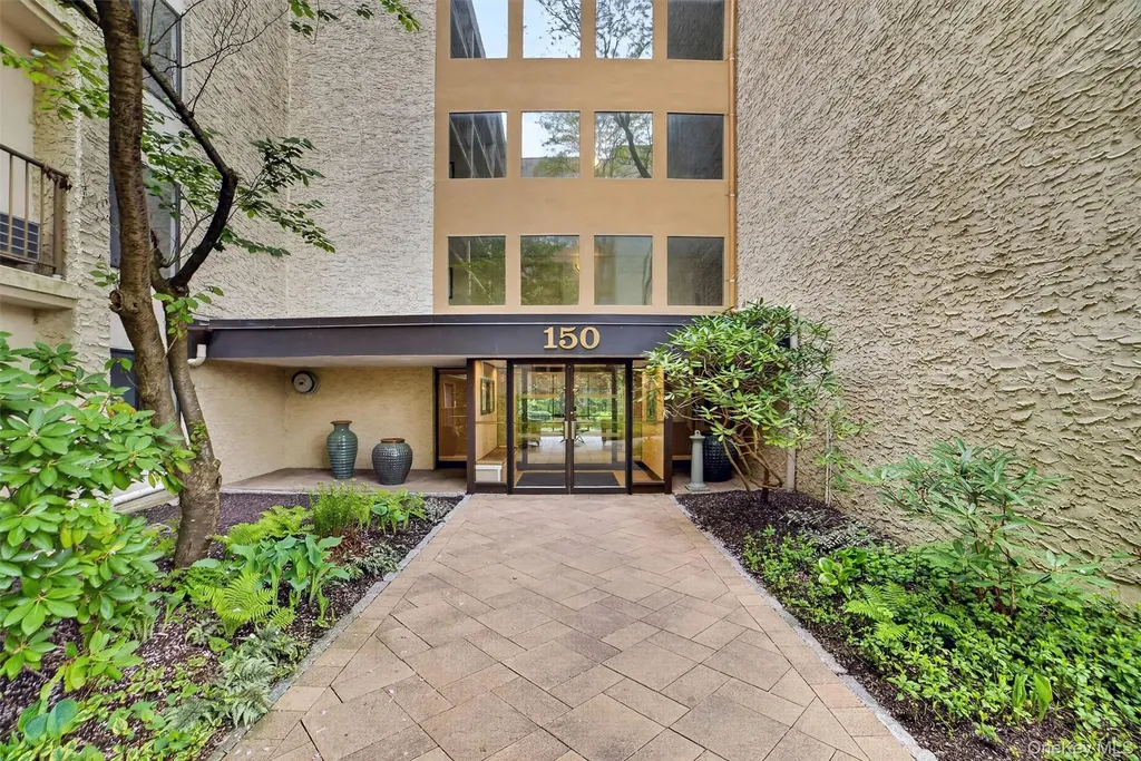 150 Overlook Avenue Peekskill NY 10566