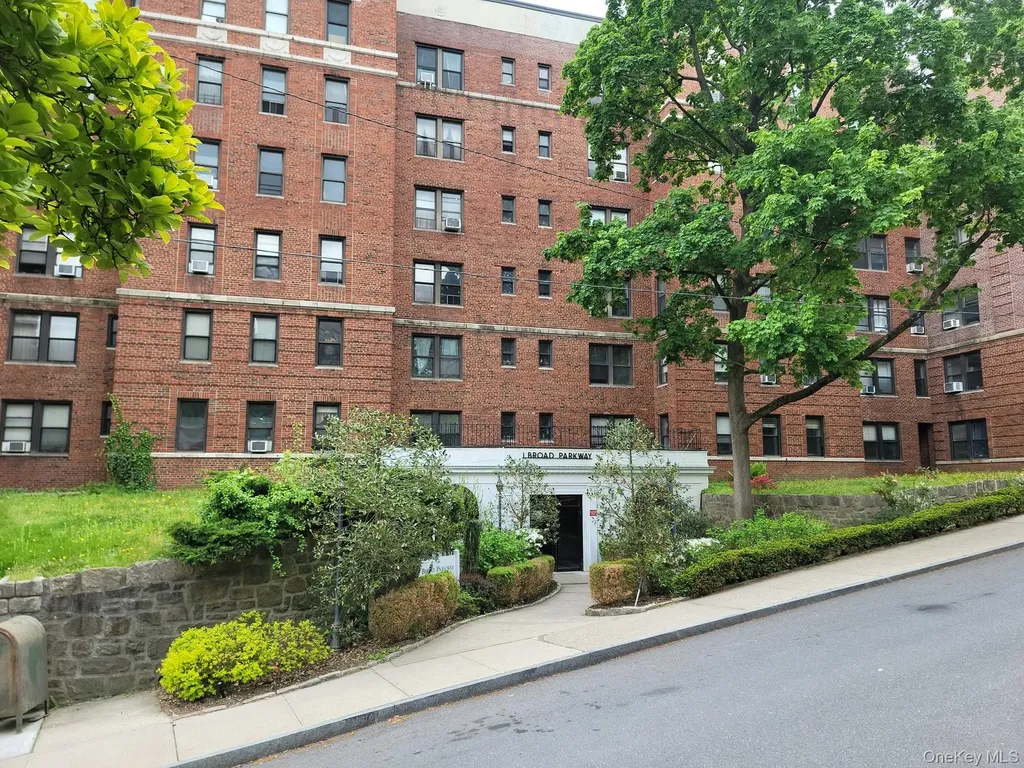 1 Broad Parkway White Plains NY 10601
