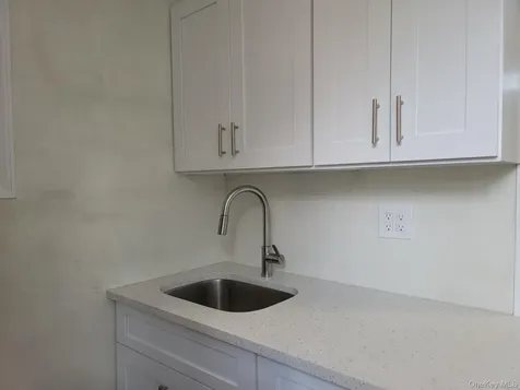 1 Broad Parkway White Plains NY 10601