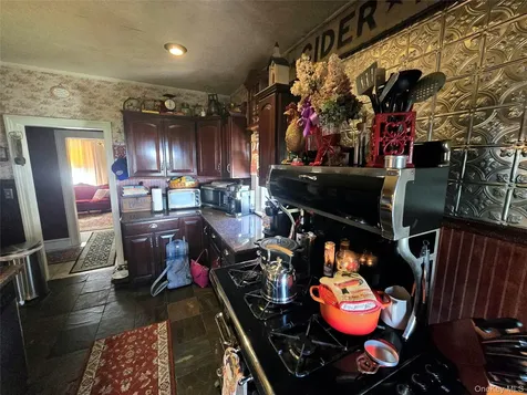 25 Delaware Street Port Jervis NY 12771