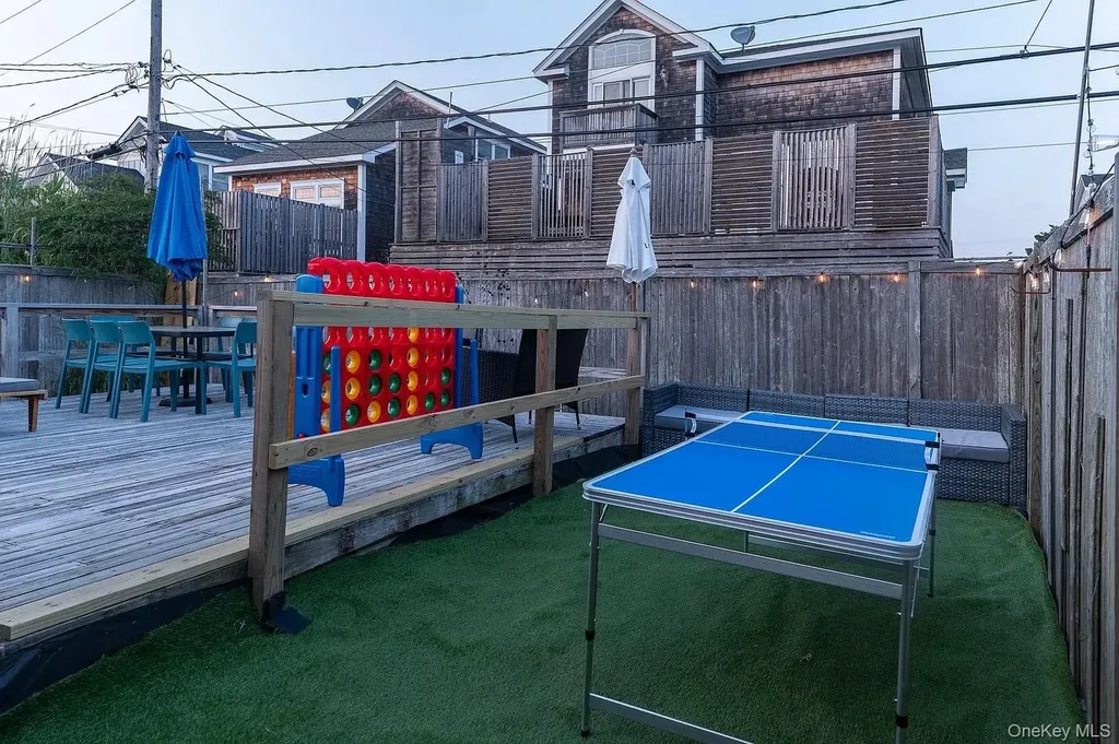 291 Cottage Walk Ocean Beach NY 11770
