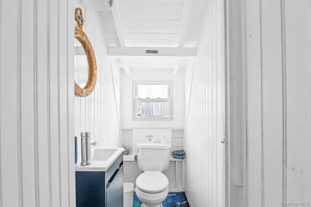 291 Cottage Walk Ocean Beach NY 11770