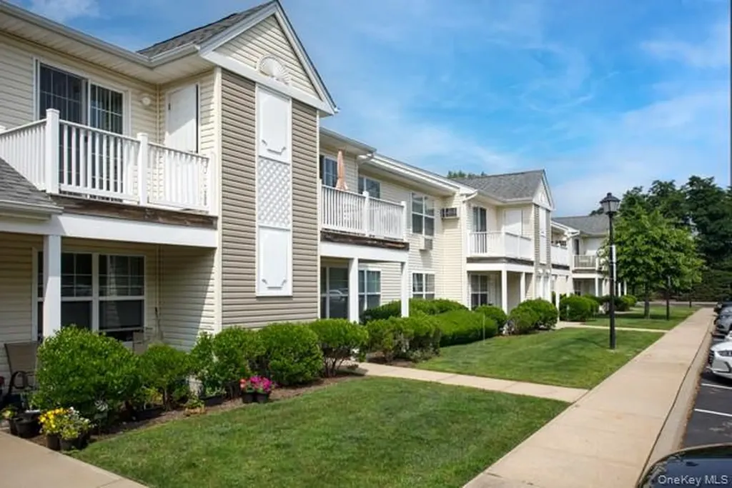 465 New Highway Copiague NY 11726