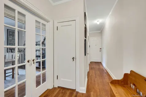 472 Gramatan Avenue Mount Vernon NY 10552