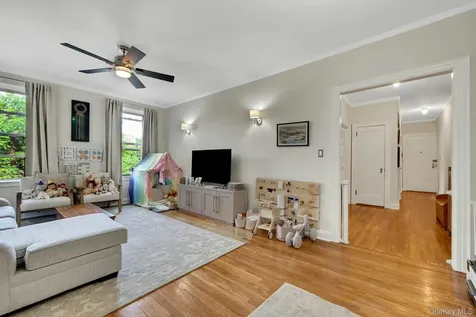 472 Gramatan Avenue Mount Vernon NY 10552
