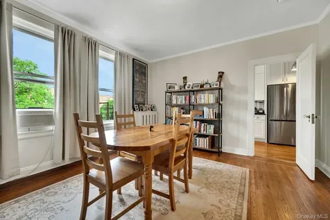 472 Gramatan Avenue Mount Vernon NY 10552