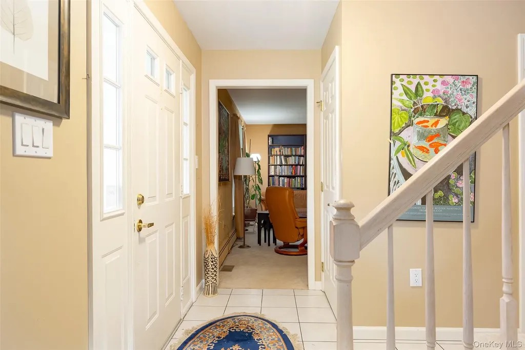 11 Trotter Lane Poughkeepsie NY 12603