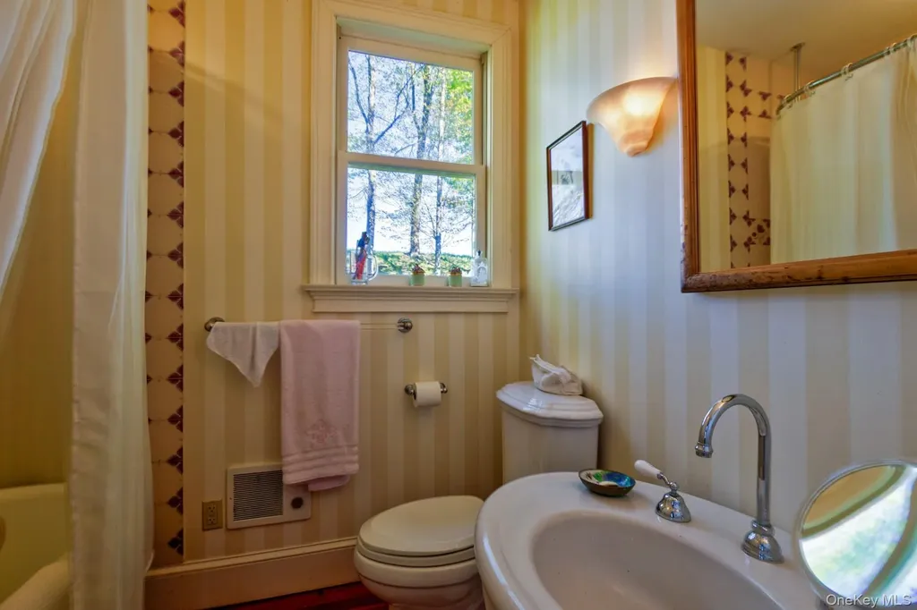 170 Greendale Road Hudson NY 12534
