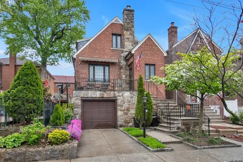 1870 Hering Avenue Bronx NY 10461