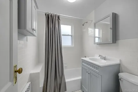 1870 Hering Avenue Bronx NY 10461