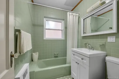 1870 Hering Avenue Bronx NY 10461